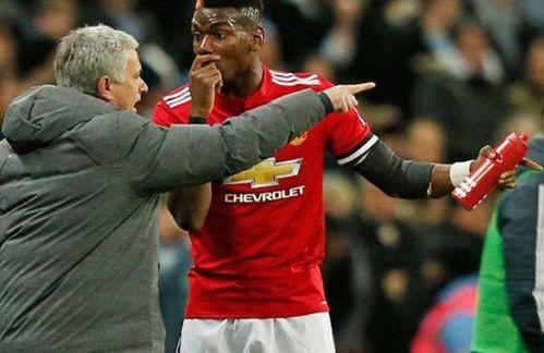 曼联新球衣爆料最新消息,时尚元素与复古风潮完美融合  第3张