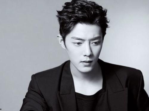 胡歌肖战最新爆料,揭秘娱乐圈背后的故事与真相